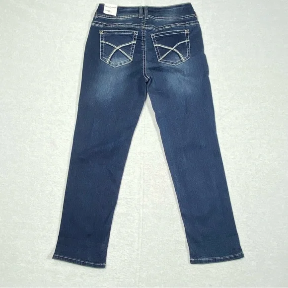 Wallflower Jeans Women 7 Luscious Curvy Fit Straight Leg Crop Mid Rise Denim NWT - Picture 6 of 14